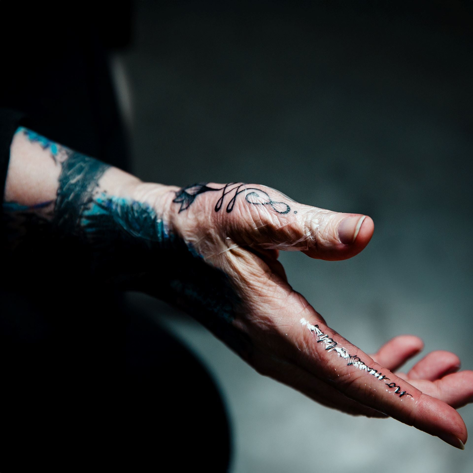 Flex Tattoo Bandage Roll - Medium (6 in x 8 yd) Saniderm Tattoo Aftercare 